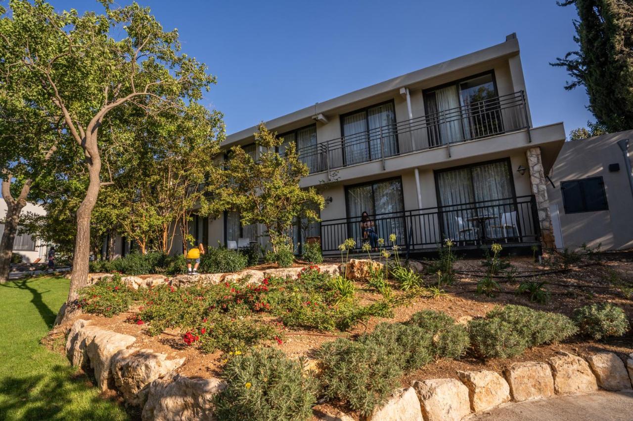 Kfar Giladi Hotel Extérieur photo